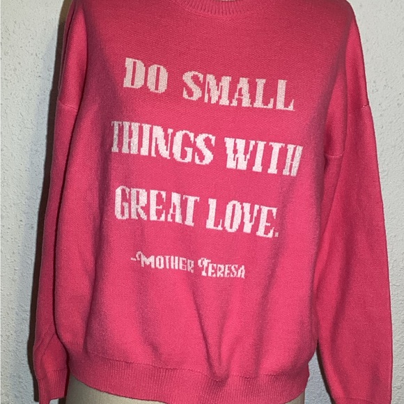 Soul honey pink “ DO SMALL THINGS WITH GREAT LOVE “ sweatshirt size medium - Picture 3 of 9